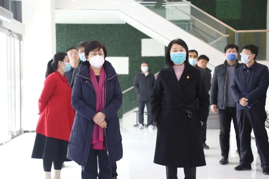 河南省科技廳黨組書記、廳長陳向平銀金達調研